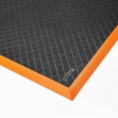 Černo-oranžová extra odolná olejivzdorná rohož Safety Stance Solid - 97 x 315 x 2 cm